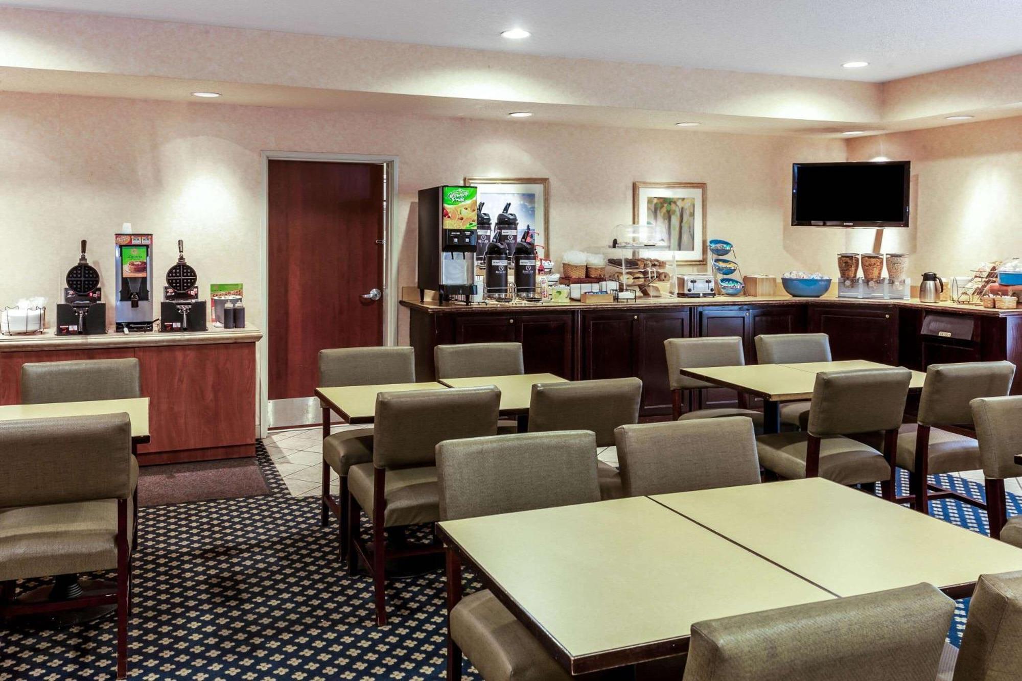 La Quinta By Wyndham Milwaukee Sw New Berlin Ξενοδοχείο Εξωτερικό φωτογραφία