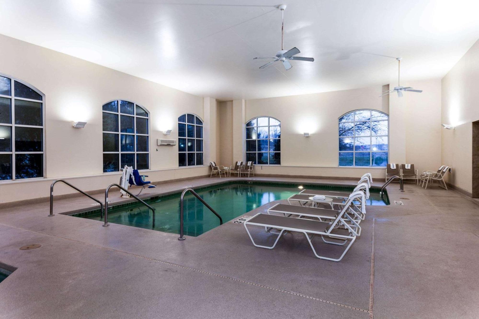 La Quinta By Wyndham Milwaukee Sw New Berlin Ξενοδοχείο Εξωτερικό φωτογραφία